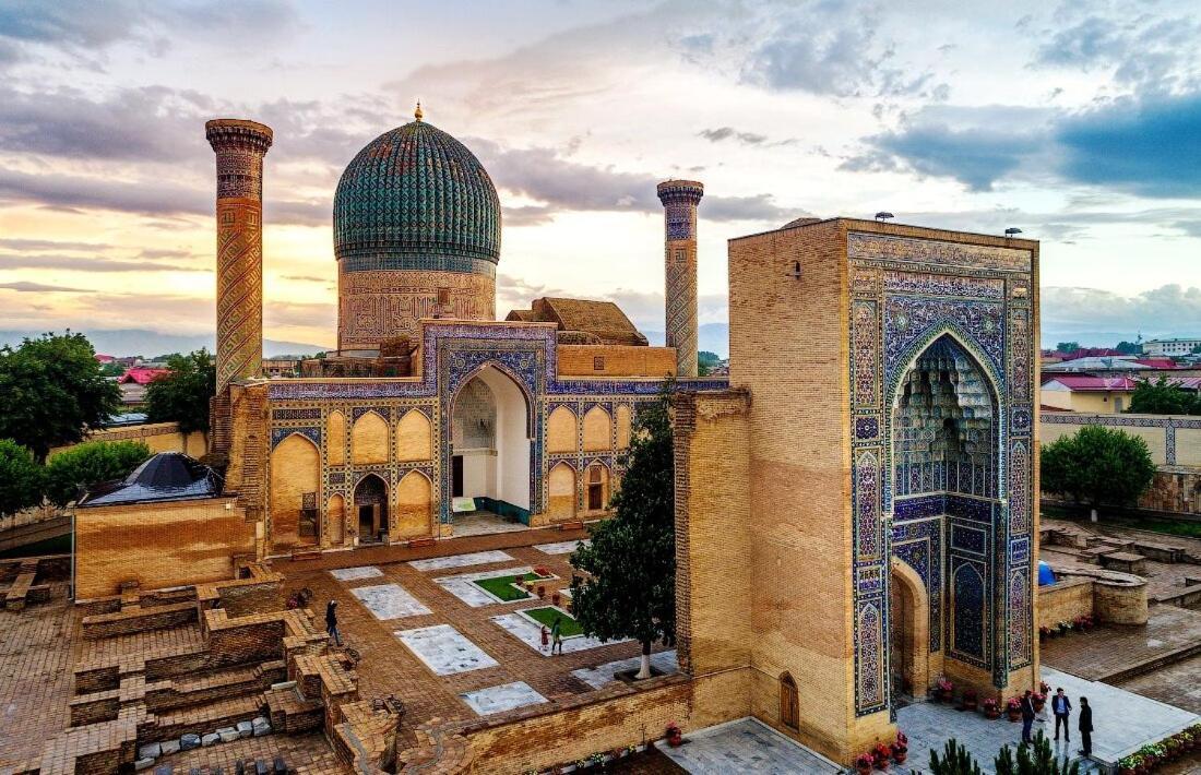 Hotelvazira Samarkand Esterno foto